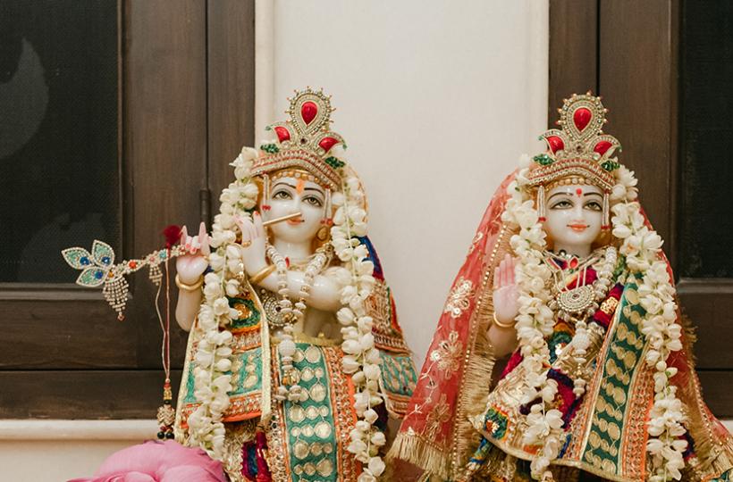 Discover The Best Wall Colour For Your Pooja Room As Per Vastu Shastra